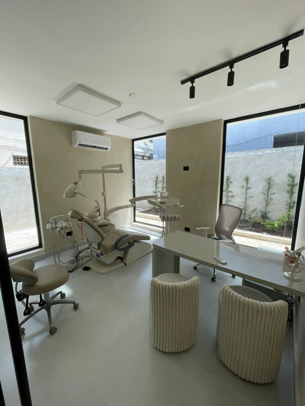 Sala de tratamiento - Zenithe Clínica Dental Santiago de los Caballeros